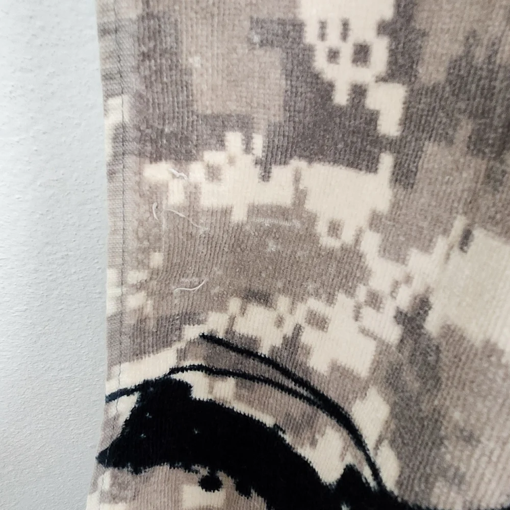 U.S. Army Graphic 100% Cotton Beach Towel.